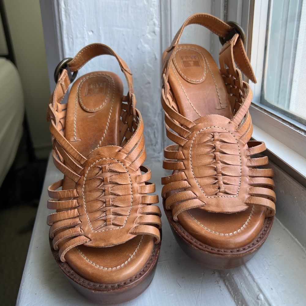 Frye Joy Huarache Platform Sandal size 7